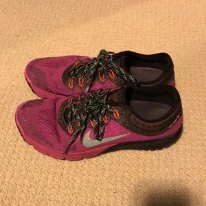 Nike Grind Tennis Shoes